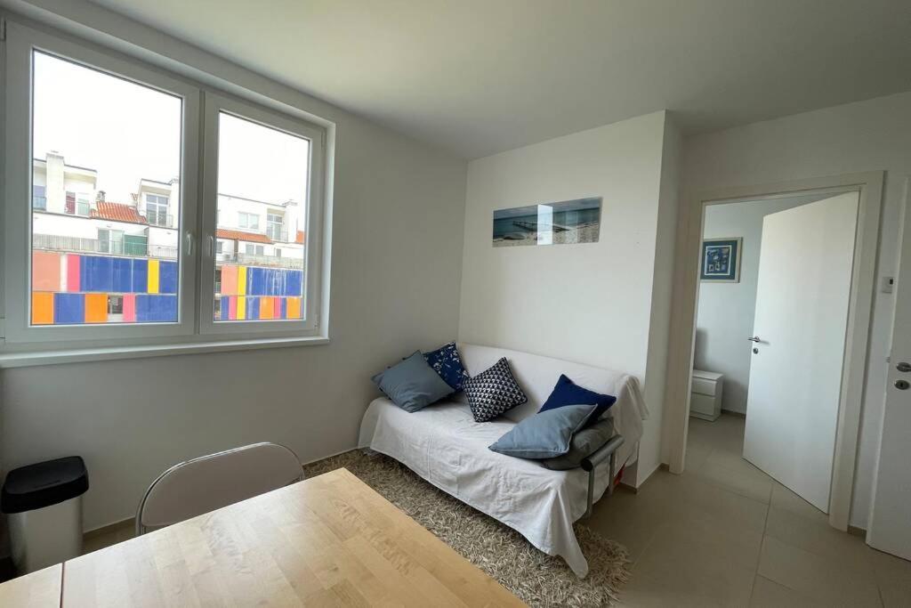 Apartment Gema - One Bedroom Apartment Izola Eksteriør billede